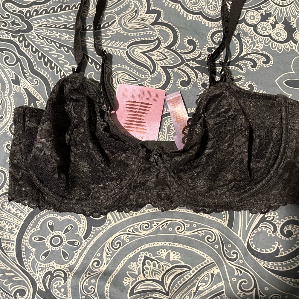 SAVAGE bra